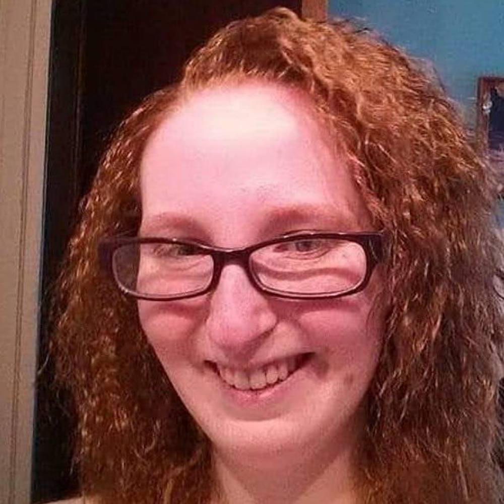 Meet your Posher, Alicia